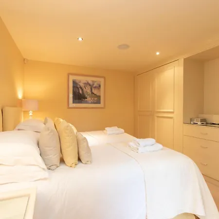 Underscar - Luxury 3 Bed *