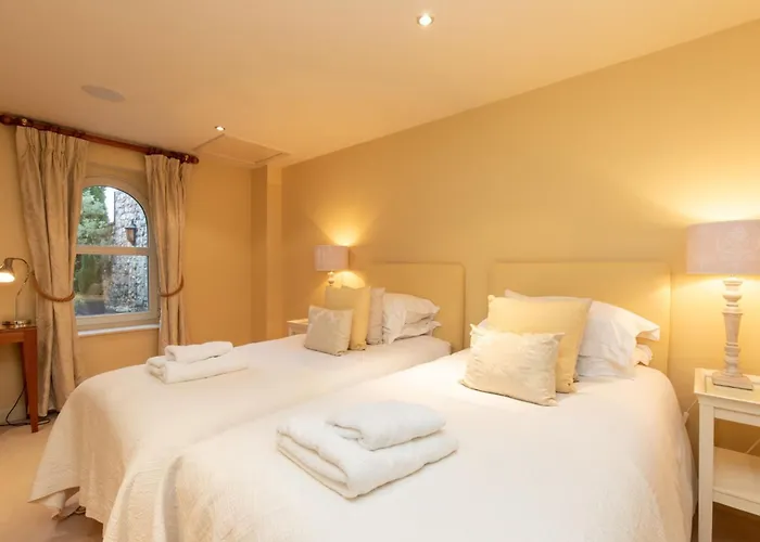 Underscar - Luxury 3 Bed *